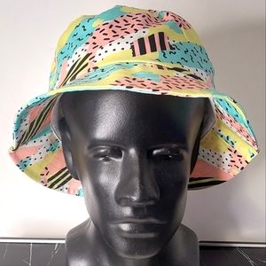 A Cool Patterned Kolby Bucket Hat BNWT Bucket Hat Size L-XL